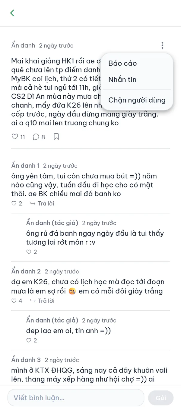 Menu ⋮ trên bài của người khác đang mở, hiện Báo cáo, Nhắn tin và Chặn người dùng.